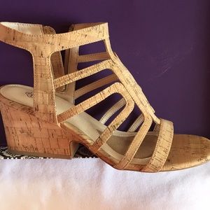 Isola Natural Cork Sandals